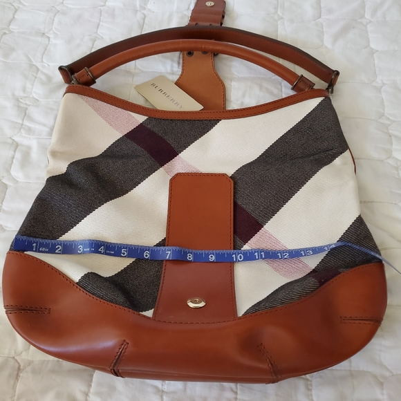 New Burberry bag - Picture 5 of 14